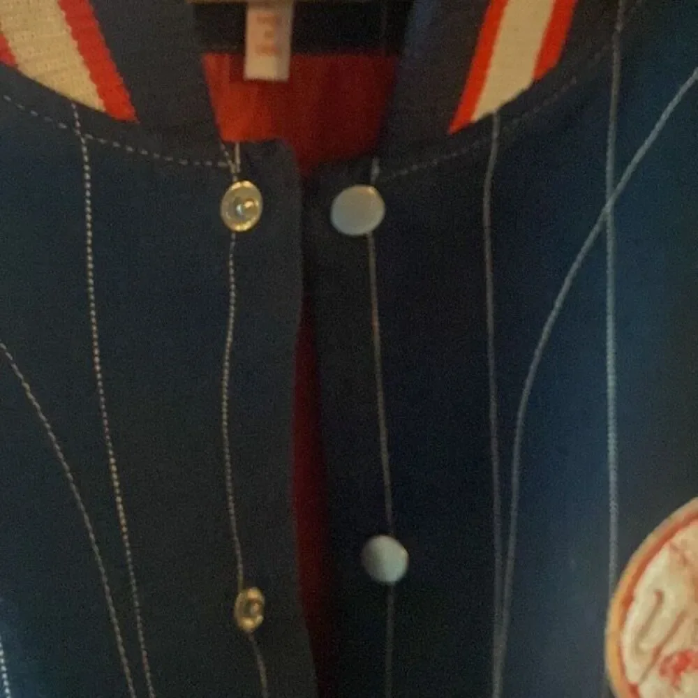 NEW YORK YANKEES COMMEMORATIVE VINTAGE JACKET SIZE LARGE EXCELLENT CONDITION!